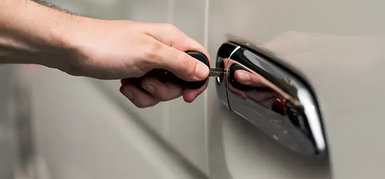 Why Choose Our Auto Locksmith Team in Arnold, MO?